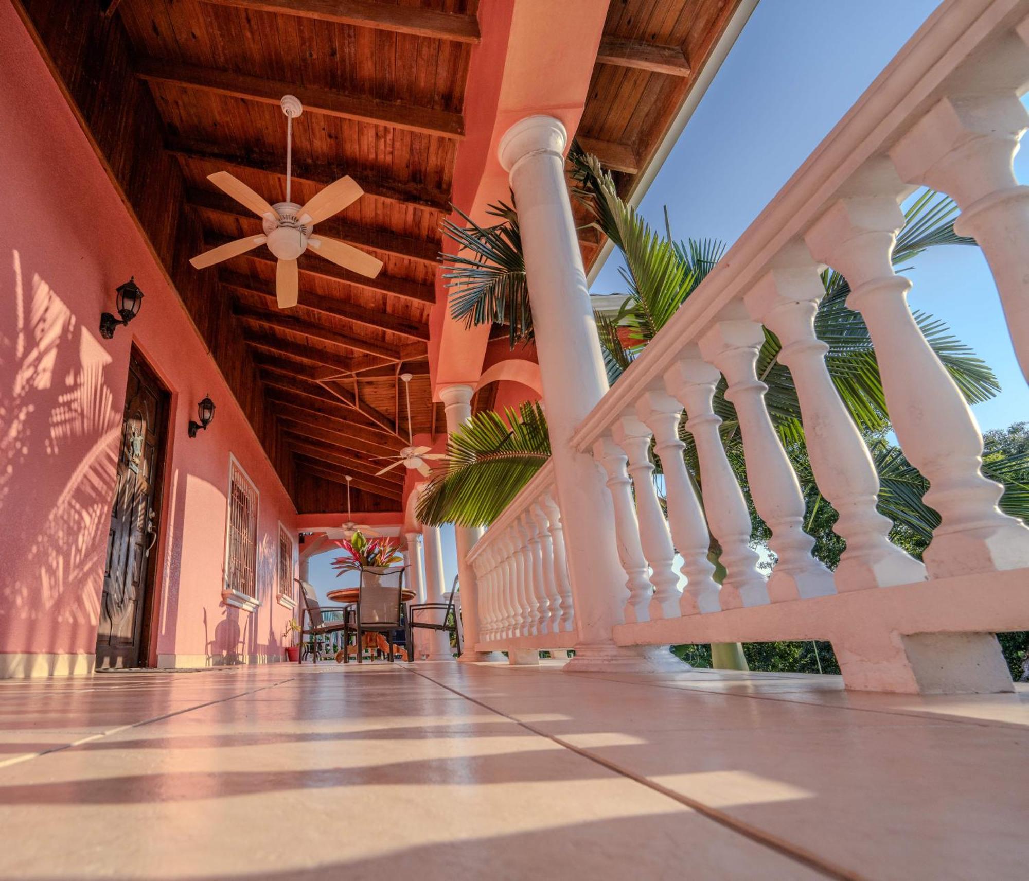 Seaside Inn Roatan West Bay Exteriér fotografie